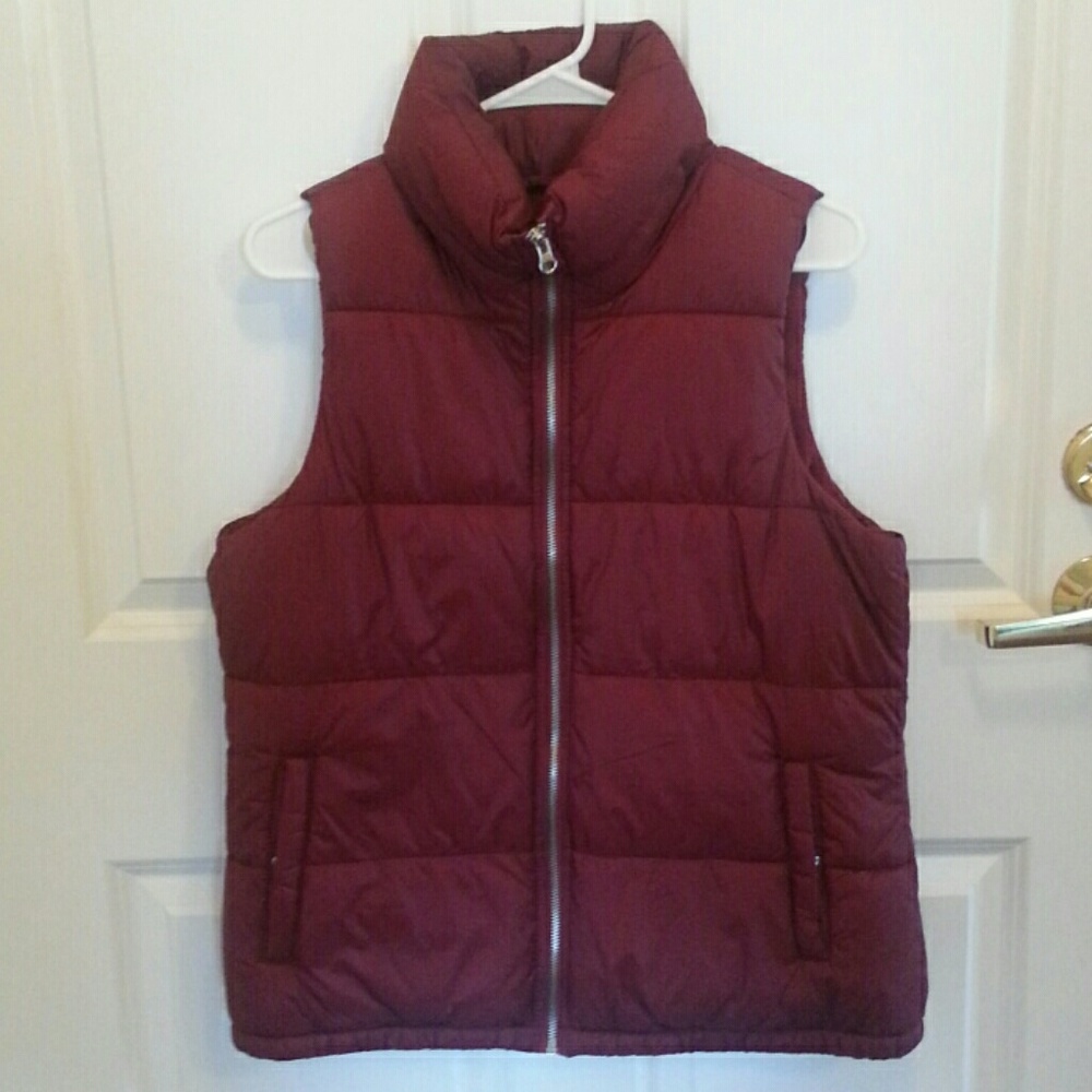 Old navy burgundy puffer